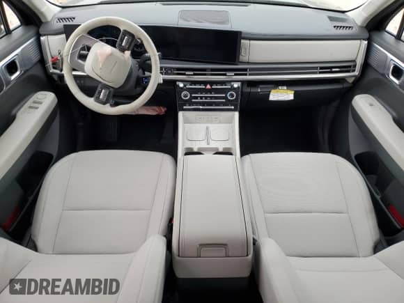 2024 Hyundai Santa Fe SE с VIN 5NMP14GL5RH055401, выставлен на аукционе Copart как лот 50745025 с пробегом 7 694 миль миль и Списание • Salvage title. История ставок и продаж доступна на DreamBid. Изображение 8.