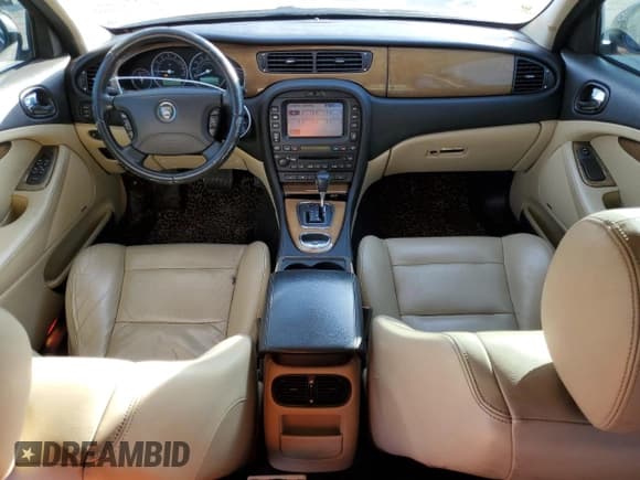 ✅ 2005 Jaguar S-Type • VIN: SAJWA03V451N43191 • Lot: 88491545. Listed on Copart with 121,973 mi. Free auction sales archive from the USA and detailed vehicle history report at DreamBid. Image 8.