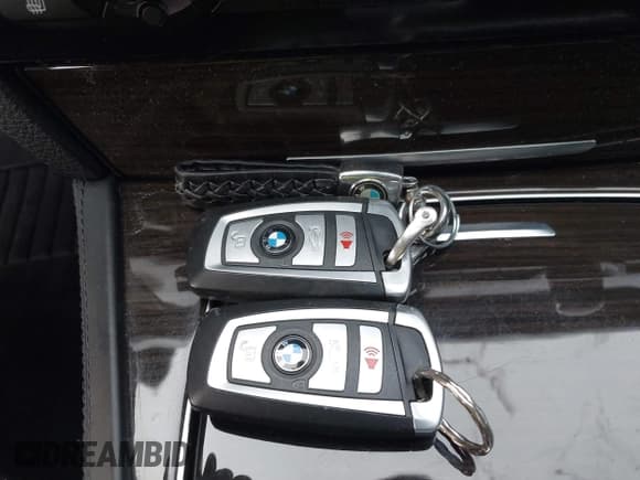 ✅ 2015 BMW 7 Series 750i xDrive • VIN: WBAYB6C56FG299238 • Lot: 41441393. Listed on IAAI with 62,396 mi. Free auction sales archive from the USA and detailed vehicle history report at DreamBid. Image 11.