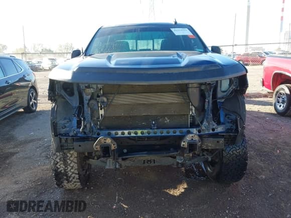 ✅ 2019 Chevrolet Silverado 1500 RST • VIN: 1GCUYEEDXKZ253540 • Лот: 43374232. Опубликован ранее на IAAI с пробегом 75 031 миль. Бесплатный доступ к архиву аукционных продаж из США и подробный отчёт об истории автомобиля на DreamBid. Изображение 13.