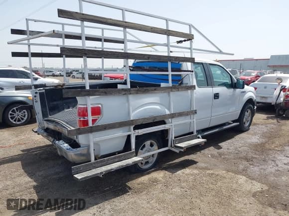 ✅ 2012 Ford F-150 XL • VIN: 1FTFX1CF7CFB26224 • Lot: 41718203. Listed on IAAI with 332,432 mi. Free auction sales archive from the USA and detailed vehicle history report at DreamBid. Image 4.