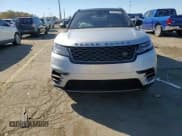 ✅ 2019 Land Rover Range Rover Velar R-Dynamic SE • VIN: SALYL2EX8KA792108 • Lot: 90433765. Wystawiony na Copart z przebiegiem 135 610 mil. Bezpłatny archiwum sprzedaży aukcyjnych z USA i szczegółowy raport historii pojazdu na DreamBid. Zdjęcie 14.
