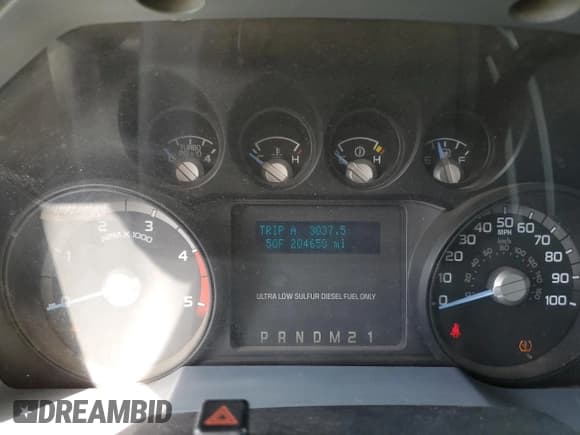 ✅ 2011 Ford F-350 Platinum • VIN: 1FT7W3BT0BEA41787 • Lot: 62954785. Listed on Copart with 204,650 mi. Free auction sales archive from the USA and detailed vehicle history report at DreamBid. Image 9.