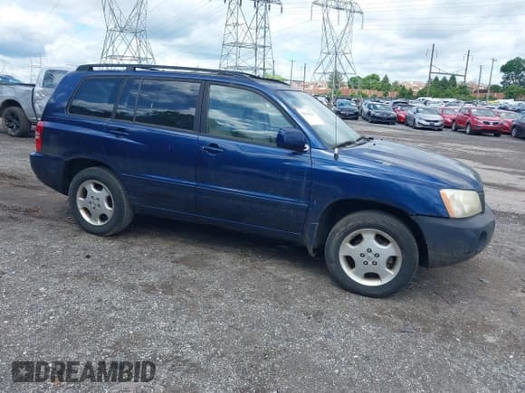 ✅ 2003 Toyota Highlander • VIN: JTEGF21A030081596 • Lot: 42341305. Listed on IAAI with 221,926 mi. Free auction sales archive from the USA and detailed vehicle history report at DreamBid. Image 1.