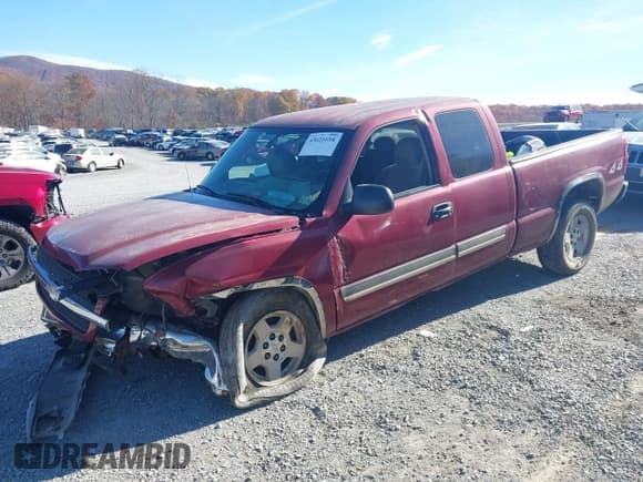 ✅ 2005 Chevrolet Silverado 1500 LS • VIN: 1GCEK19TX5E179015 • Лот: 43621698. Опубликован ранее на IAAI с пробегом 333 413 миль. Бесплатный доступ к архиву аукционных продаж из США и подробный отчёт об истории автомобиля на DreamBid. Изображение 2.