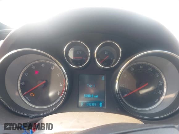 ✅ 2011 Buick Regal CXL RL2 • VIN: 2G4GP5EC0B9173192 • Lot: 42693238. Listed on IAAI with 86,965 mi. Free auction sales archive from the USA and detailed vehicle history report at DreamBid. Image 7.