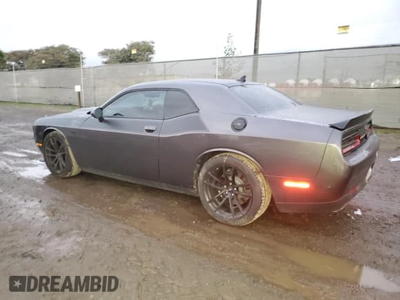 ✅ 2021 Dodge Challenger R/T Scat Pack • VIN: 2C3CDZFJ9MH621183 • Lot: 70988472. Wystawiony na Copart z przebiegiem 11 749 mil. Bezpłatny archiwum sprzedaży aukcyjnych z USA i szczegółowy raport historii pojazdu na DreamBid. Zdjęcie 2.
