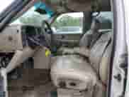 ✅ 2001 Chevrolet Suburban • VIN: 1GNEC16T71J293421 • Лот: 87670365. Опубликован ранее на Copart с пробегом 310 325 миль. Бесплатный доступ к архиву аукционных продаж из США и подробный отчёт об истории автомобиля на DreamBid. Изображение 7.