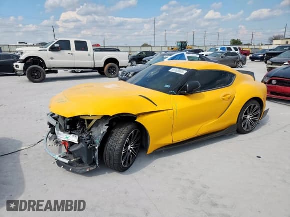 ✅ 2022 Toyota Supra 3.0 • VIN: WZ1DB0C06NW046963 • Лот: 68768845. Опубликован ранее на Copart с пробегом Не указан. Бесплатный доступ к архиву аукционных продаж из США и подробный отчёт об истории автомобиля на DreamBid. Изображение 1.