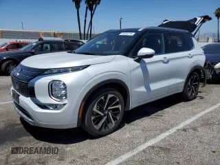 2024 Mitsubishi Outlander SEL with VIN JA4J3WA87RZ034474, listed as a Copart auction lot 64424775 with 14,066 mi miles and Salvage title. Bid and sale history available at DreamBid. Image 1.