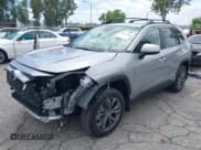 ✅ 2025 Toyota RAV4 Hybrid XLE Premium • VIN: JTMB6RFV5SD157761 • Lot: 42261188. Listed on IAAI with 3,586 mi. Free auction sales archive from the USA and detailed vehicle history report at DreamBid. Image 2.