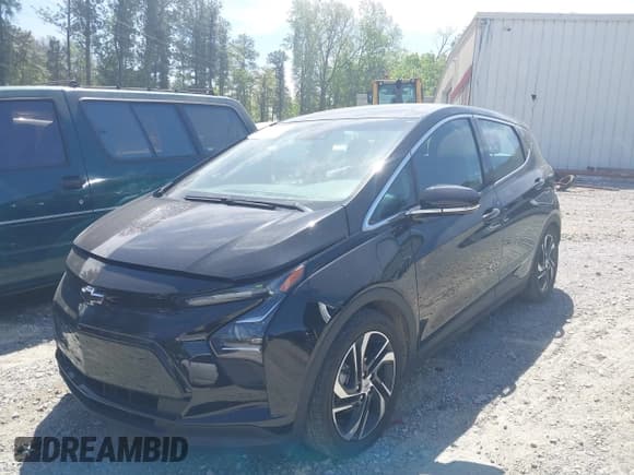✅ 2023 Chevrolet Bolt EV 2LT • VIN: 1G1FX6S07P4184094 • Lot: 42032371. Wystawiony na IAAI z przebiegiem 38 872 mil. Bezpłatny archiwum sprzedaży aukcyjnych z USA i szczegółowy raport historii pojazdu na DreamBid. Zdjęcie 2.
