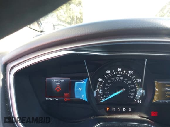 ✅ 2013 Ford Fusion SE • VIN: 3FA6P0HR1DR356350 • Lot: 43588434. Listed on IAAI with 225,761 mi. Free auction sales archive from the USA and detailed vehicle history report at DreamBid. Image 15.