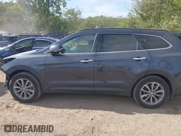 2017 Hyundai Santa Fe SE с VIN KM8SN4HF6HU185987, выставлен на аукционе IAAI как лот 43360620 с пробегом 119 304 миль миль и . История ставок и продаж доступна на DreamBid. Изображение 15.