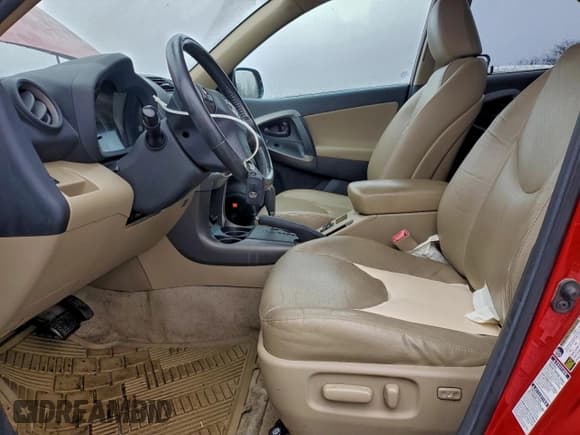 ✅ 2011 Toyota RAV4 Limited • VIN: 2T3DF4DV5BW096512 • Lot: 93394305. Listed on Copart with 125,511 mi. Free auction sales archive from the USA and detailed vehicle history report at DreamBid. Image 7.