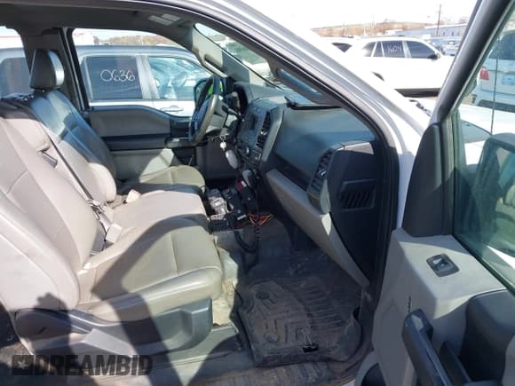 ✅ 2018 Ford F-150 XLT • VIN: 1FTFX1E52JKC14154 • Lot: 43646588. Listed on IAAI with 54,023 mi. Free auction sales archive from the USA and detailed vehicle history report at DreamBid. Image 5.