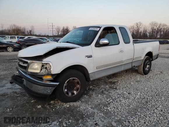 ✅ 1997 Ford F-250 • VIN: 1FTFX27L1VNB81458 • Lot: 83206264. Listed on Copart with 231,088 mi. Free auction sales archive from the USA and detailed vehicle history report at DreamBid. Image 1.