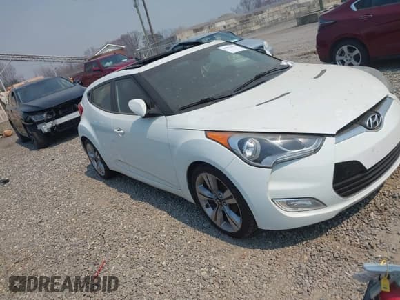 ✅ 2012 Hyundai Veloster w/Gray Int • VIN: KMHTC6AD7CU021221 • Lot: 41892407. Wystawiony na IAAI z przebiegiem 127 134 mil. Bezpłatny archiwum sprzedaży aukcyjnych z USA i szczegółowy raport historii pojazdu na DreamBid. Zdjęcie 1.