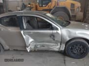 ✅ 2009 Dodge Avenger SE • VIN: 1B3LC46B09N526151 • Lot: 41888715. Wystawiony na IAAI z przebiegiem 230 566 mil. Bezpłatny archiwum sprzedaży aukcyjnych z USA i szczegółowy raport historii pojazdu na DreamBid. Zdjęcie 6.