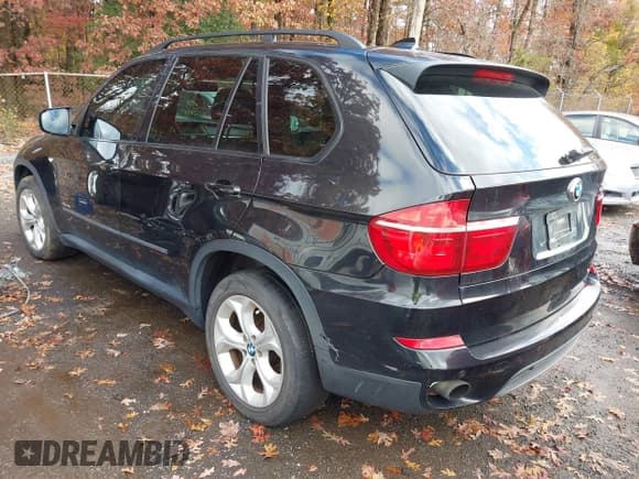 ✅ 2013 BMW X5 xDrive35i • VIN: 5UXZV4C52D0E00835 • Лот: 43534626. Опубликован ранее на IAAI с пробегом 168 385 миль. Бесплатный доступ к архиву аукционных продаж из США и подробный отчёт об истории автомобиля на DreamBid. Изображение 3.