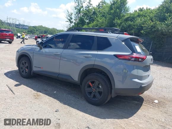 ✅ 2025 Nissan Rogue SV • VIN: 5N1BT3BB0SC763200 • Lot: 42849630. Listed on IAAI with 8,777 mi. Free auction sales archive from the USA and detailed vehicle history report at DreamBid. Image 3.
