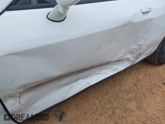 ✅ 2016 Dodge Challenger SXT • VIN: 2C3CDZAG4GH240163 • Lot: 43392879. Wystawiony na IAAI z przebiegiem 137 975 mil. Bezpłatny archiwum sprzedaży aukcyjnych z USA i szczegółowy raport historii pojazdu na DreamBid. Zdjęcie 17.