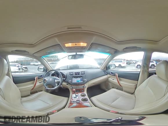 ✅ 2012 Toyota Highlander Limited • VIN: 5TDDK3EH1CS171160 • Lot: 92665405. Listed on Copart with 131,725 mi. Free auction sales archive from the USA and detailed vehicle history report at DreamBid. Image 15.