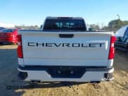 ✅ 2021 Chevrolet Silverado 1500 RST • VIN: 3GCUYEET2MG391955 • Lot: 41295635. Listed on IAAI with 67,906 mi. Free auction sales archive from the USA and detailed vehicle history report at DreamBid. Image 17.