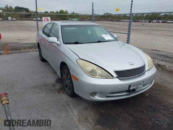 ✅ 2005 Lexus ES 350 • VIN: JTHBA30G455110482 • Lot: 43834386. Wystawiony na IAAI z przebiegiem Nie podano. Bezpłatny archiwum sprzedaży aukcyjnych z USA i szczegółowy raport historii pojazdu na DreamBid. Zdjęcie 1.