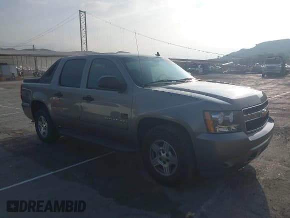 ✅ 2007 Chevrolet Avalanche LS • VIN: 3GNEC12067G308190 • Lot: 41906624. Listed on IAAI with 259,327 mi. Free auction sales archive from the USA and detailed vehicle history report at DreamBid. Image 1.