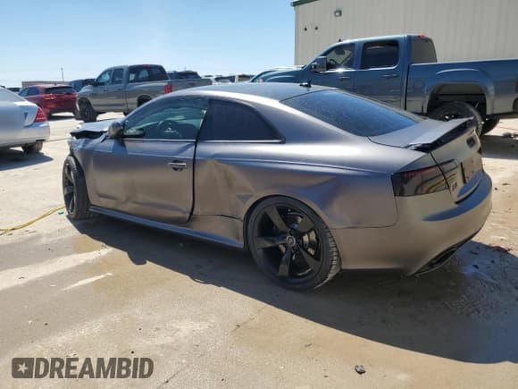 ✅ 2013 Audi RS 5 • VIN: WUAC6AFR1DA901260 • Lot: 71126734. Wystawiony na Copart z przebiegiem 105 779 mil. Bezpłatny archiwum sprzedaży aukcyjnych z USA i szczegółowy raport historii pojazdu na DreamBid. Zdjęcie 2.