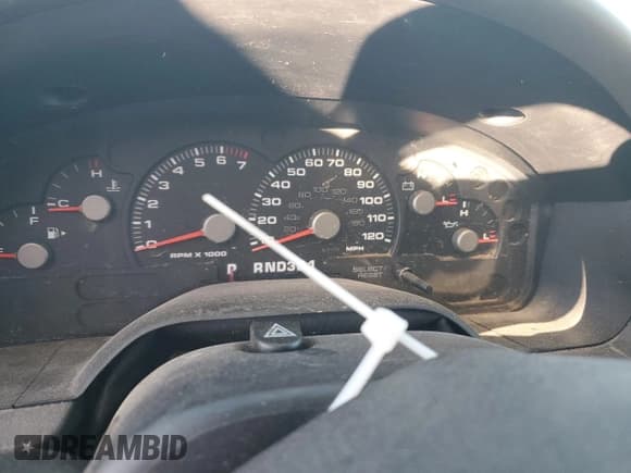 ✅ 2004 Ford Explorer XLS • VIN: 1FMZU62K94ZA67481 • Лот: 47199445. Опубликован ранее на Copart с пробегом Не указан. Бесплатный доступ к архиву аукционных продаж из США и подробный отчёт об истории автомобиля на DreamBid. Изображение 9.