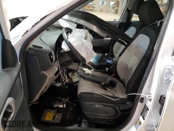 2024 Hyundai Venue SEL with VIN KMHRC8A34RU287558, listed as a Copart auction lot 57885644 with Not provided miles and Salvage title. Bid and sale history available at DreamBid. Image 7.