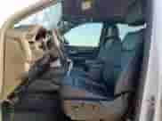 2022 Chevrolet Tahoe LT z VIN 1GNSKNKD1NR157742, wystawiony jako Copart lot #71324675 z przebiegiem 51 272 mil mil oraz Szkoda całkowita • Salvage title. Historia ofert i sprzedaży dostępna na DreamBid. Obrazek 7.