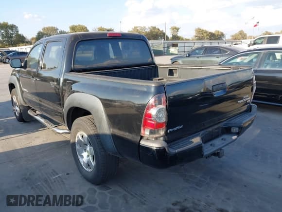 ✅ 2009 Toyota Tacoma PreRunner • VIN: 3TMJU62N89M091663 • Lot: 43535767. Listed on IAAI with 232,580 mi. Free auction sales archive from the USA and detailed vehicle history report at DreamBid. Image 3.