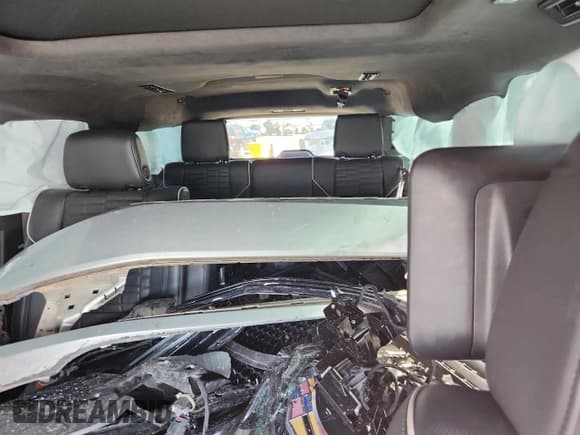 ✅ 2023 Cadillac Escalade ESV 4WD Sport Platinum • VIN: 1GYS4RKL0PR165040 • Лот: 85846515. Опубликован ранее на Copart с пробегом 58 655 миль. Бесплатный доступ к архиву аукционных продаж из США и подробный отчёт об истории автомобиля на DreamBid. Изображение 10.