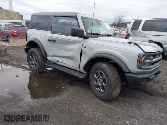 ✅ 2024 Ford Bronco Big Bend • VIN: 1FMDE7AH8RLA22500 • Lot: 41725517. Listed on IAAI with 3,176 mi. Free auction sales archive from the USA and detailed vehicle history report at DreamBid. Image 1.
