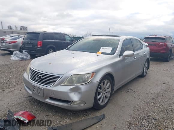 ✅ 2008 Lexus LS 460 • VIN: JTHBL46F985063260 • Lot: 43790797. Wystawiony na IAAI z przebiegiem Nie podano. Bezpłatny archiwum sprzedaży aukcyjnych z USA i szczegółowy raport historii pojazdu na DreamBid. Zdjęcie 21.