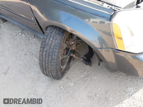 ✅ 2009 Chevrolet Equinox LS • VIN: 2CNDL13F696204249 • Лот: 39913002. Опубликован ранее на IAAI с пробегом 68 103 миль. Бесплатный доступ к архиву аукционных продаж из США и подробный отчёт об истории автомобиля на DreamBid. Изображение 12.