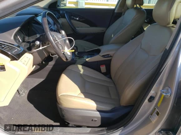 ✅ 2013 Hyundai Azera • VIN: KMHFG4JG8DA256908 • Lot: 50573915. Listed on Copart with 146,015 mi. Free auction sales archive from the USA and detailed vehicle history report at DreamBid. Image 7.