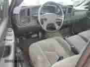 2004 Chevrolet Silverado 1500 LS z VIN 1GCEC14V04Z255175, wystawiony jako Copart lot #77254964 z przebiegiem Nie podano mil oraz Szkoda całkowita • Salvage title. Historia ofert i sprzedaży dostępna na DreamBid. Obrazek 8.