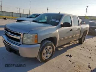 ✅ 2009 Chevrolet Silverado 1500 LT • VIN: 3GCEC23099G106556 • Lot: 80099885. Wystawiony na Copart z przebiegiem 211 727 mil. Bezpłatny archiwum sprzedaży aukcyjnych z USA i szczegółowy raport historii pojazdu na DreamBid. Zdjęcie 1.