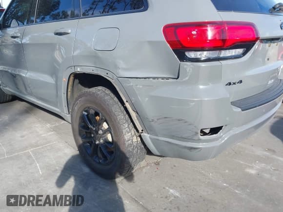 ✅ 2020 Jeep Grand Cherokee Altitude • VIN: 1C4RJFAG6LC196340 • Lot: 43808017. Listed on IAAI with 81,960 mi. Free auction sales archive from the USA and detailed vehicle history report at DreamBid. Image 17.
