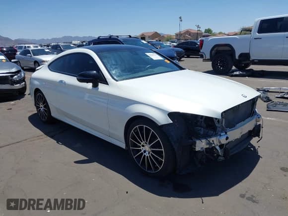 ✅ 2017 Mercedes-Benz C 300 • VIN: WDDWJ4JB6HF434193 • Lot: 42596139. Listed on IAAI with 19,378 mi. Free auction sales archive from the USA and detailed vehicle history report at DreamBid. Image 1.