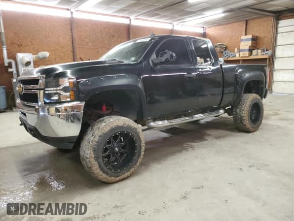 ✅ 2012 Chevrolet Silverado 2500HD LT • VIN: 1GC2KXCG3CZ140449 • Lot: 41988685. Wystawiony na Copart z przebiegiem 125 948 mil. Bezpłatny archiwum sprzedaży aukcyjnych z USA i szczegółowy raport historii pojazdu na DreamBid. Zdjęcie 1.