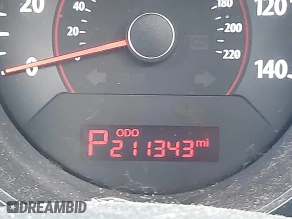 ✅ 2010 Kia Soul Sport • VIN: KNDJT2A2XA7037430 • Lot: 43318390. Wystawiony na IAAI z przebiegiem 211 343 mil. Bezpłatny archiwum sprzedaży aukcyjnych z USA i szczegółowy raport historii pojazdu na DreamBid. Zdjęcie 15.