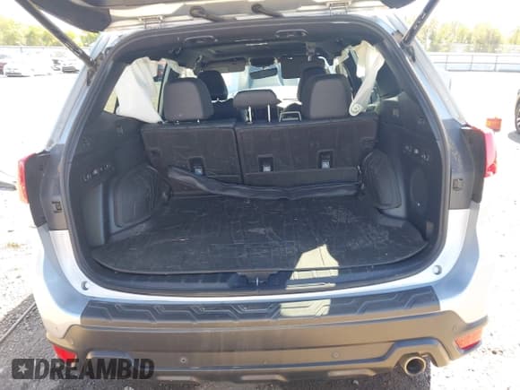 ✅ 2022 Subaru Forester Wilderness • VIN: JF2SKAMCXNH463397 • Lot: 43514167. Wystawiony na IAAI z przebiegiem 70 095 mil. Bezpłatny archiwum sprzedaży aukcyjnych z USA i szczegółowy raport historii pojazdu na DreamBid. Zdjęcie 17.