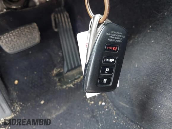 ✅ 2014 Lexus IS 350 • VIN: JTHCE1D24E5001080 • Лот: 42414640. Опубликован ранее на IAAI с пробегом 117 644 миль. Бесплатный доступ к архиву аукционных продаж из США и подробный отчёт об истории автомобиля на DreamBid. Изображение 11.