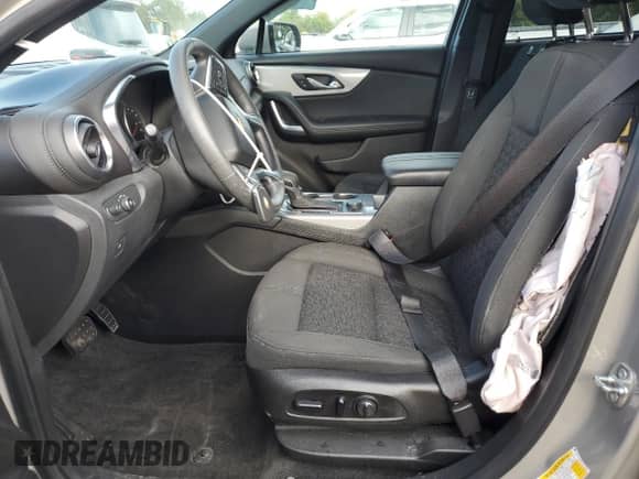 ✅ 2021 Chevrolet Blazer LT • VIN: 3GNKBHR45MS520935 • Лот: 71865565. Размещён на Copart с пробегом 32 852 миль миль. Получите бесплатный доступ к архиву аукционных продаж из США и посмотрите подробный отчёт об истории автомобиля на DreamBid. Изображение 7.