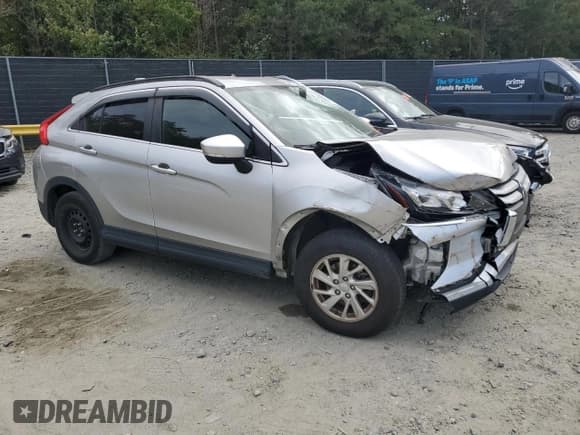 ✅ 2019 Mitsubishi Eclipse Cross ES • VIN: JA4AT3AA3KZ018649 • Лот: 84567085. Опубликован ранее на Copart с пробегом 117 637 миль. Бесплатный доступ к архиву аукционных продаж из США и подробный отчёт об истории автомобиля на DreamBid. Изображение 4.